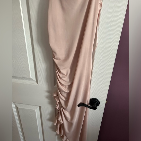 NWOT Ruffle Slit Midi Dress in Dusty Rose 🌹 - Picture 6 of 8